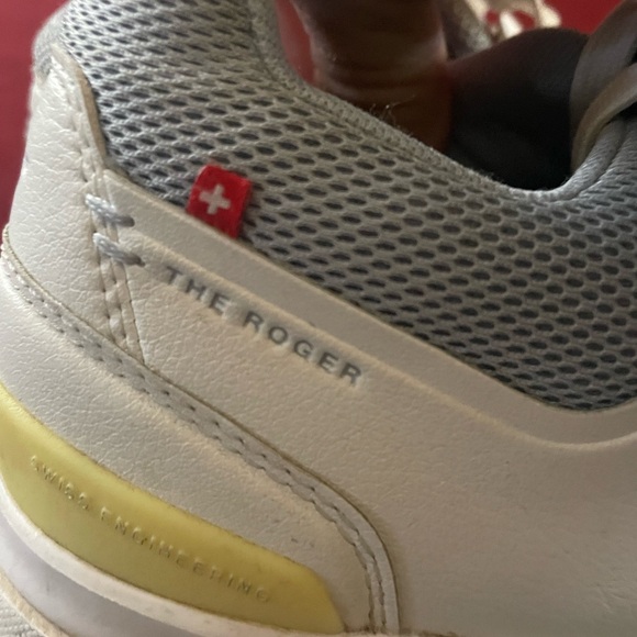 On Cloud The Roger Advantage White on White Sneaker Shoes 9W - Picture 5 of 6